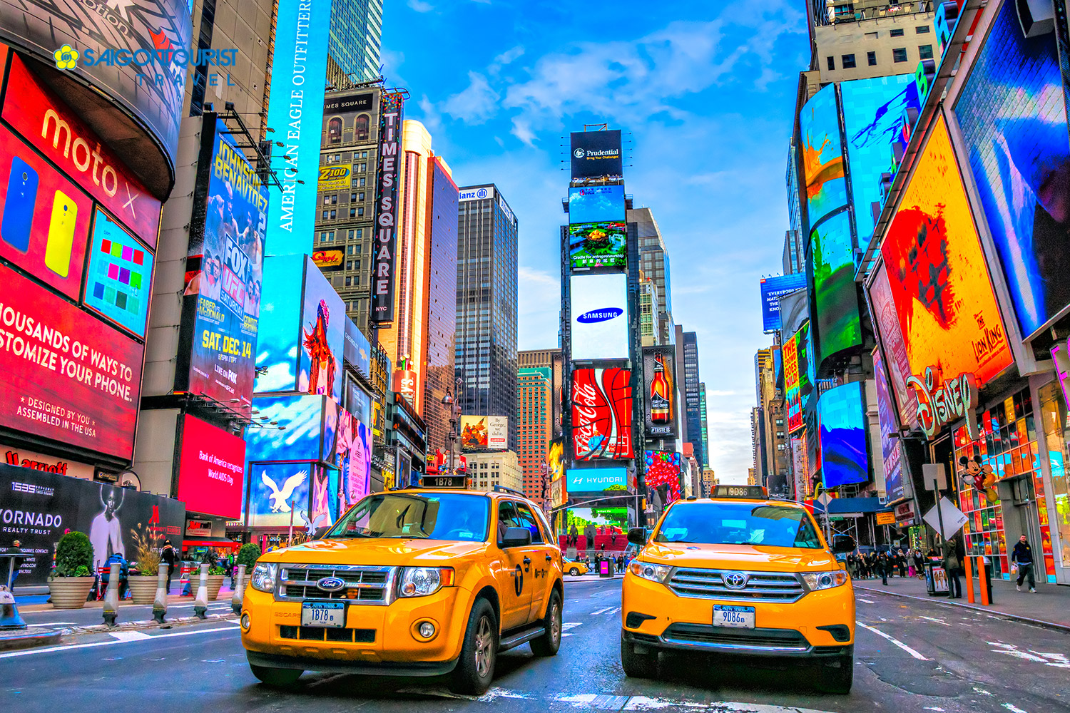 Times Square 1005725878